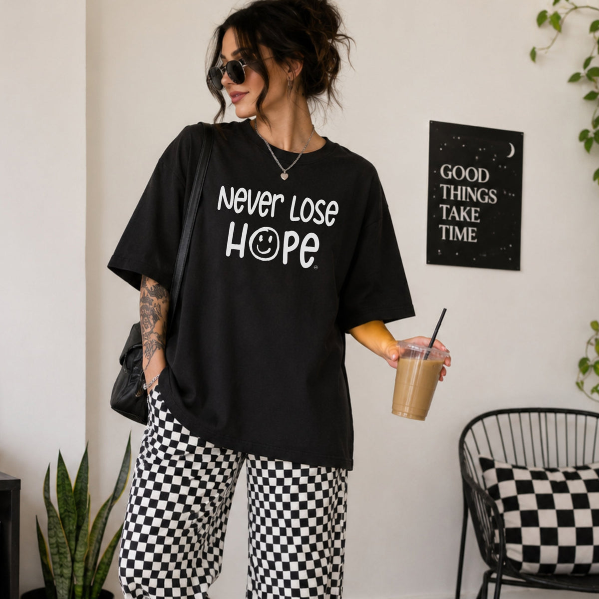 Never Lose Hope Smiley Graphic Tee